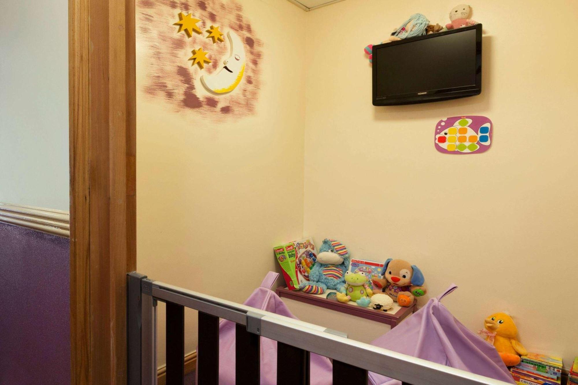 Days Inn Southampton Rownhams Chilworth  Екстериор снимка