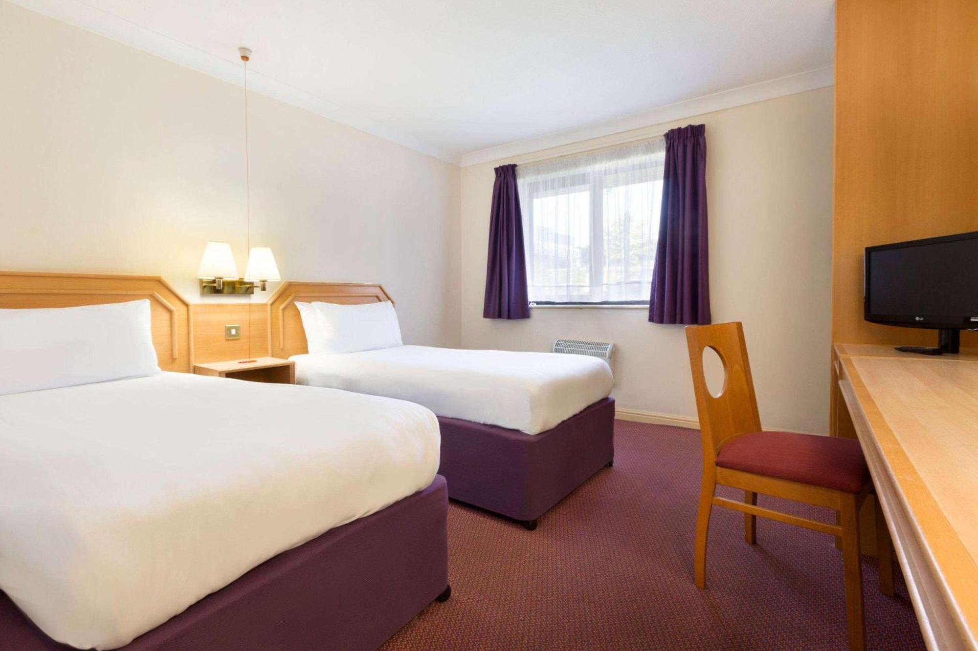 Days Inn Southampton Rownhams Chilworth  Екстериор снимка
