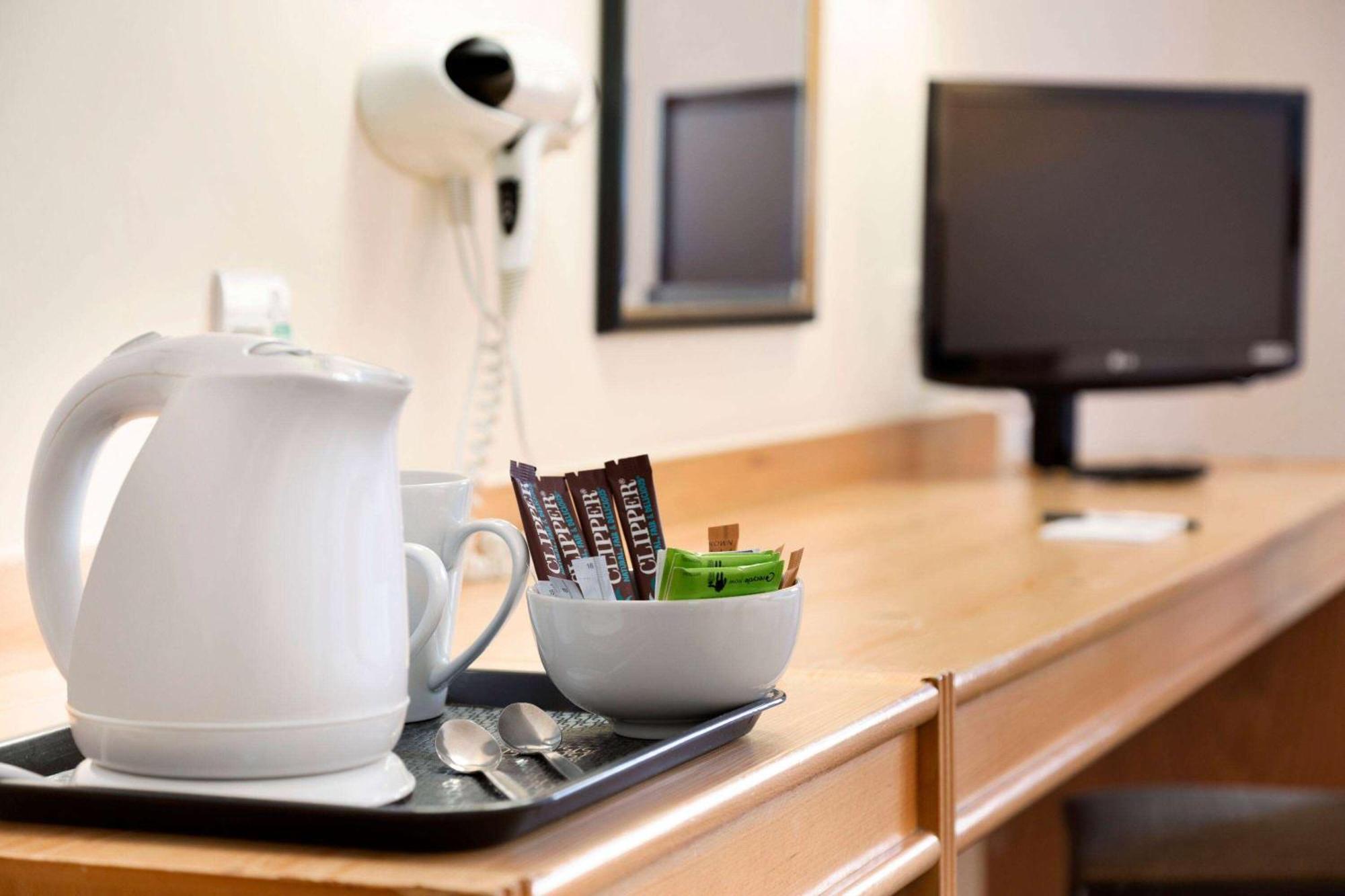 Days Inn Southampton Rownhams Chilworth  Екстериор снимка