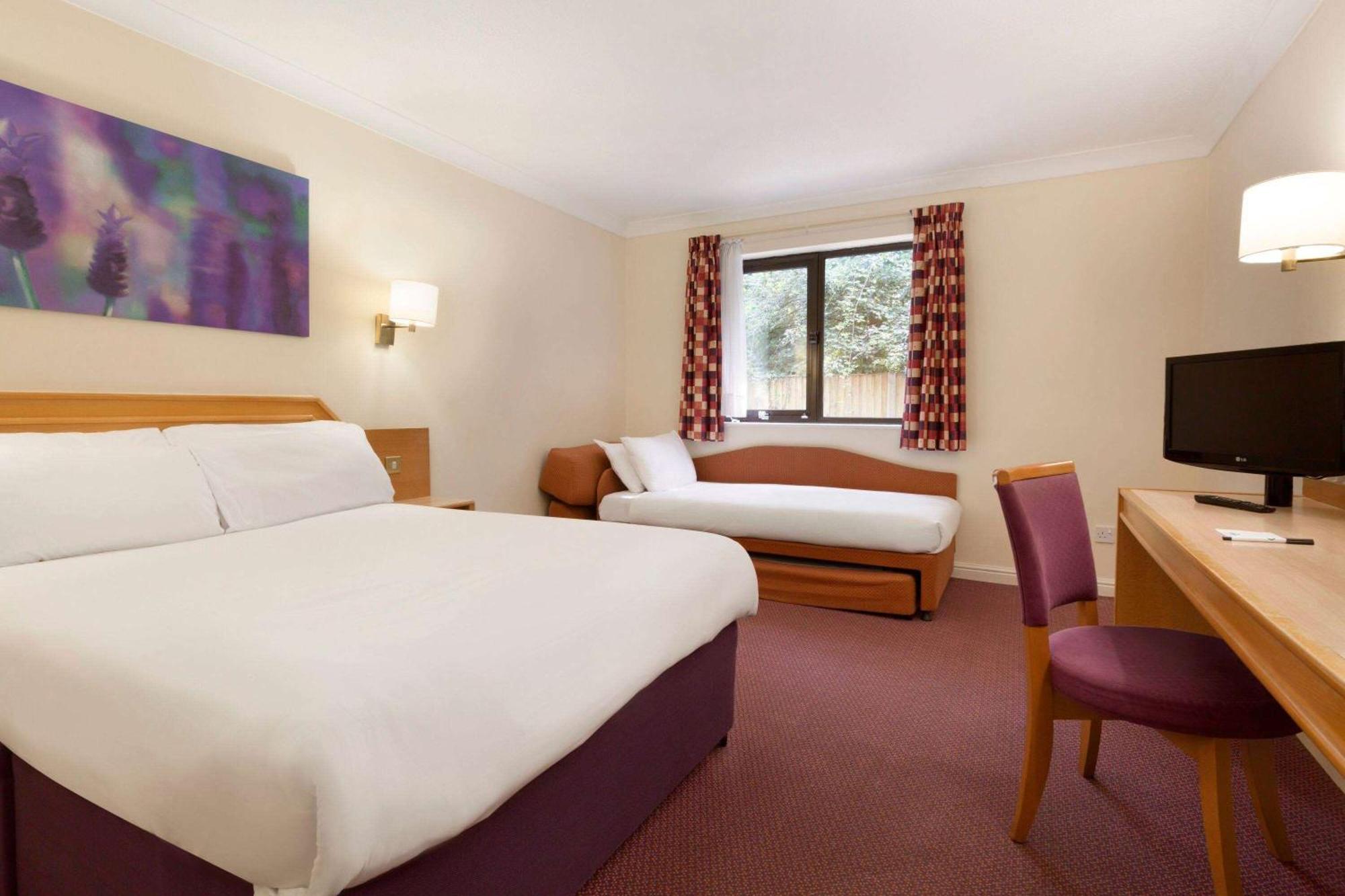 Days Inn Southampton Rownhams Chilworth  Екстериор снимка