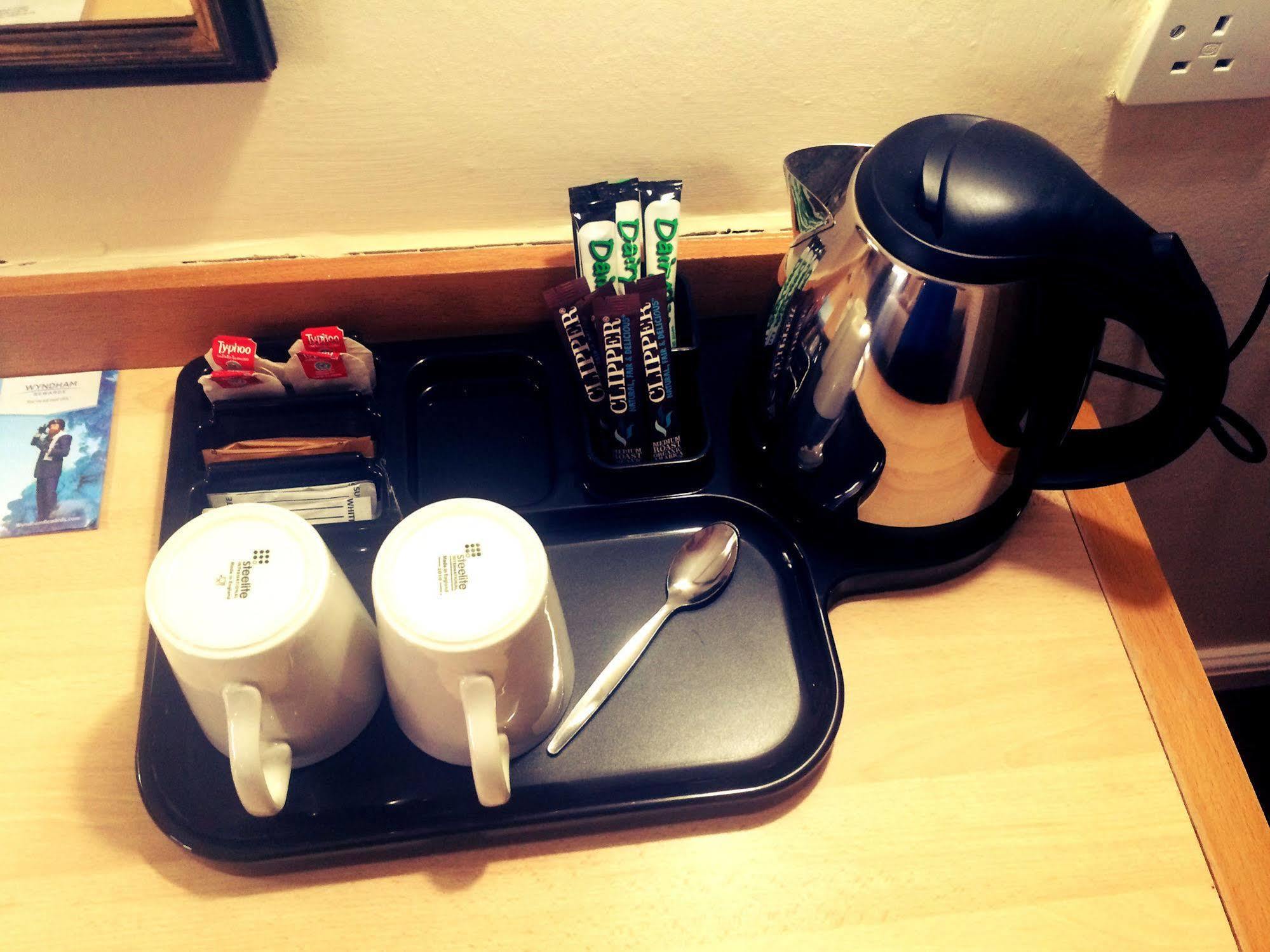 Days Inn Southampton Rownhams Chilworth  Екстериор снимка